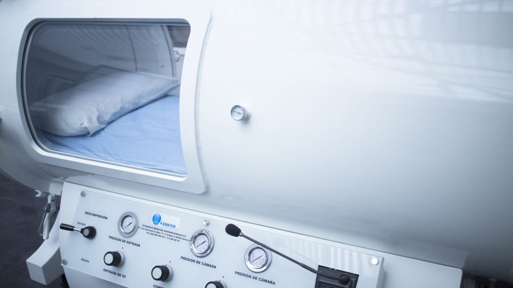 How a Hyperbaric Chamber Works: The Science Behind Oxygen Therapy