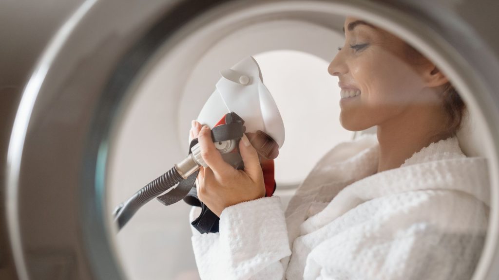 What Happens Inside a Hyperbaric Chamber